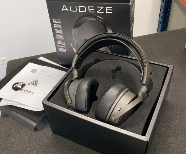 Audeze Maxwell Playstation - STOCK B