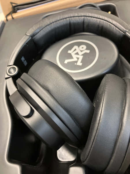 Mackie MC-250 - B-Ware