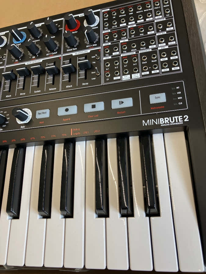 Minibrute 2 BK - Stock B
