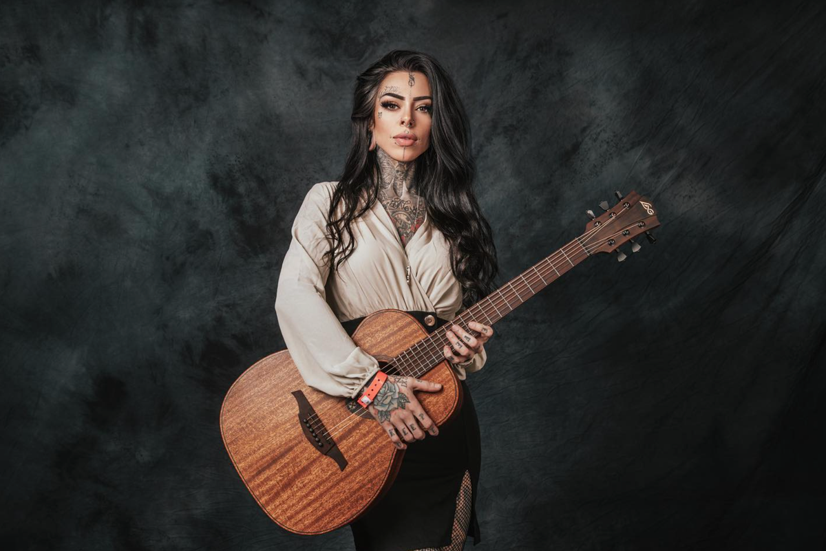 Guitares Lâg : la marque française adoptée par les artistes