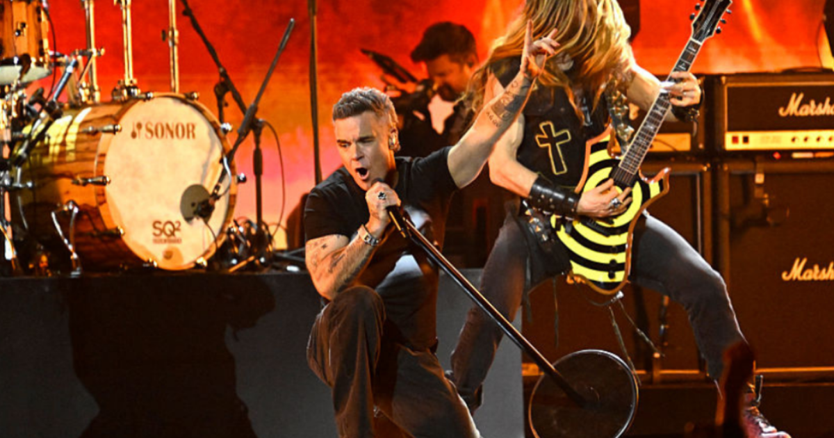 Brit Awards 2026 : Robbie Williams rend un hommage poignant à Ozzy Osbourne avec « No More Tears »
