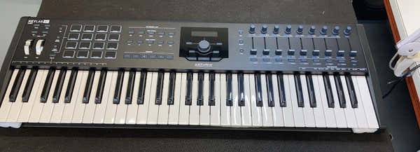 Arturia KEYLAB 61 MKII BK - Stock B
