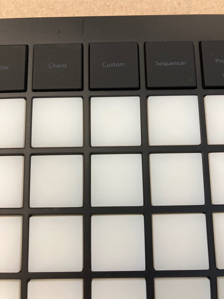 Launchpad Pro MK3 - Stock B