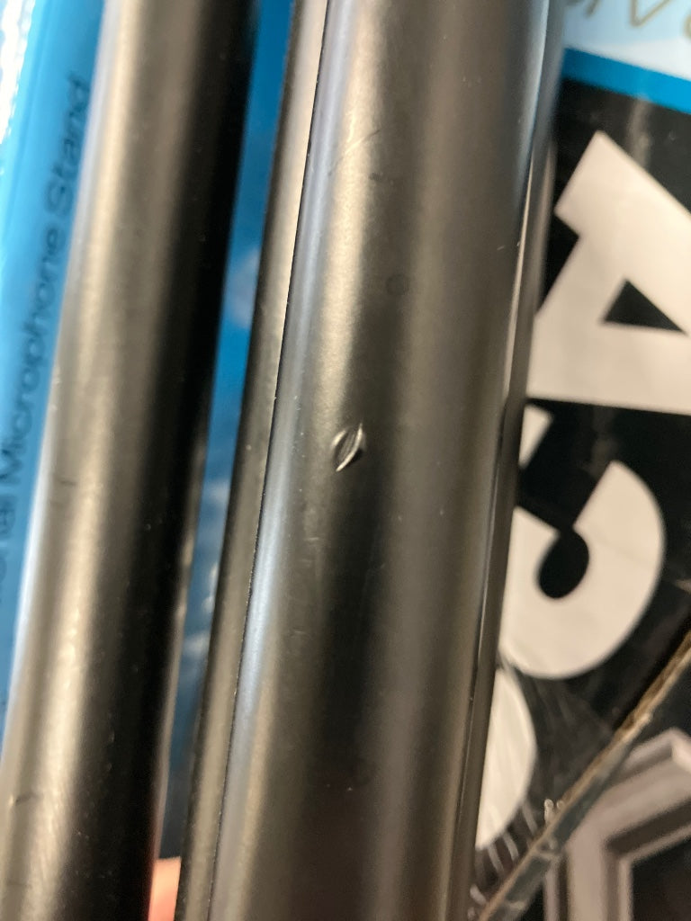 A514 Supporto nero - Stock B