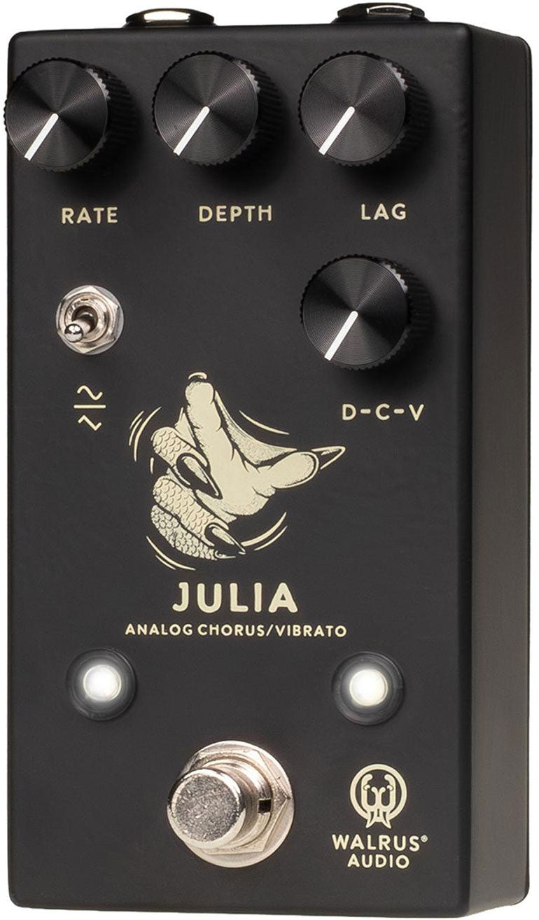 Julia V2 (Black) - Chorus