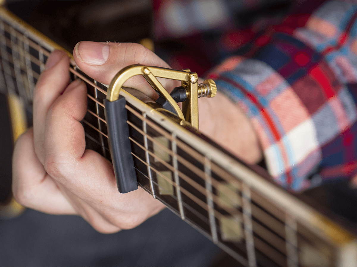 C1B GUITAR CAPO BRASS