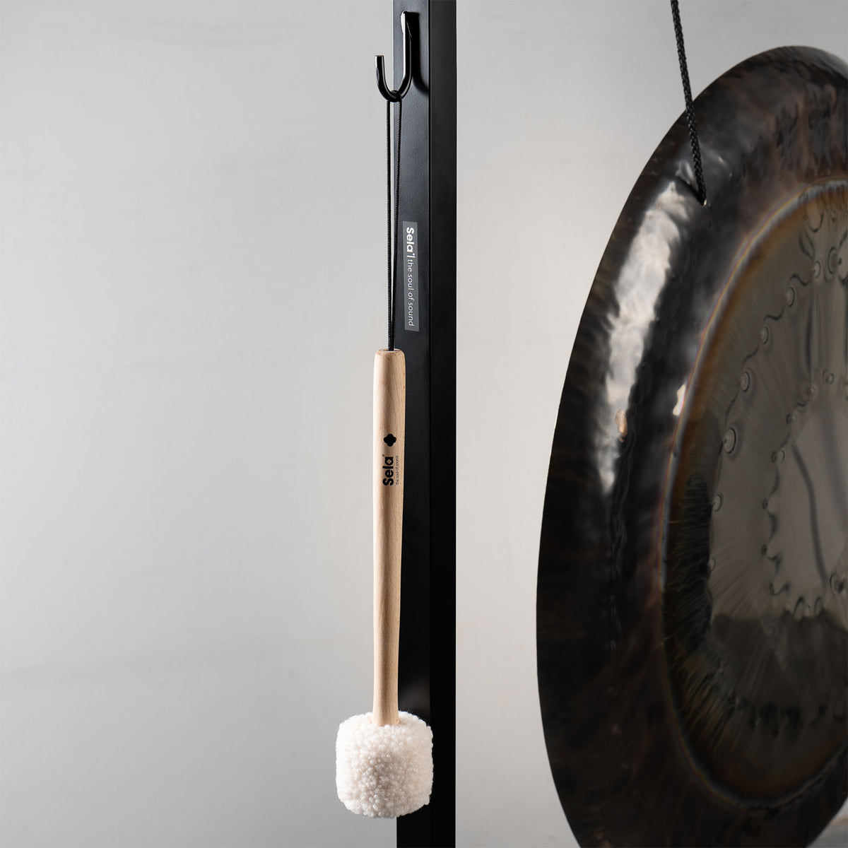stand de gong 36" to 44"