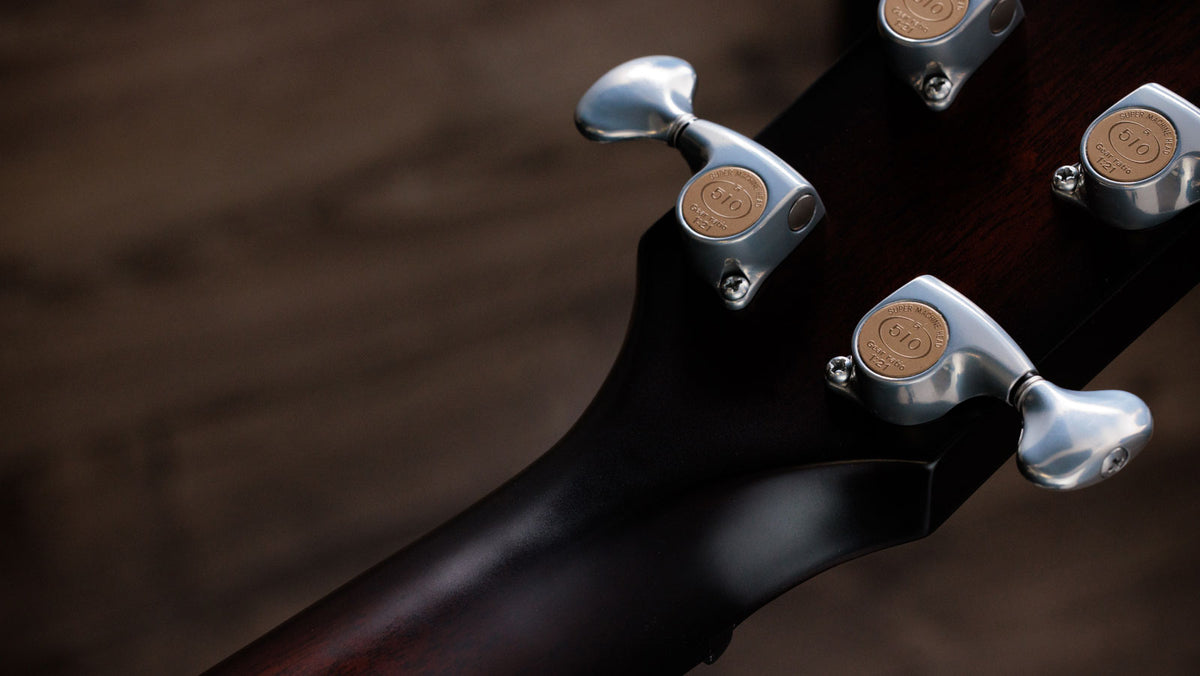 514ce Builder's Edition Grand Auditorium Kona Burst