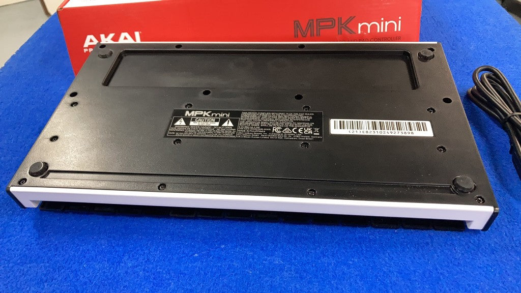 MPK Mini MK3 White - B Stock