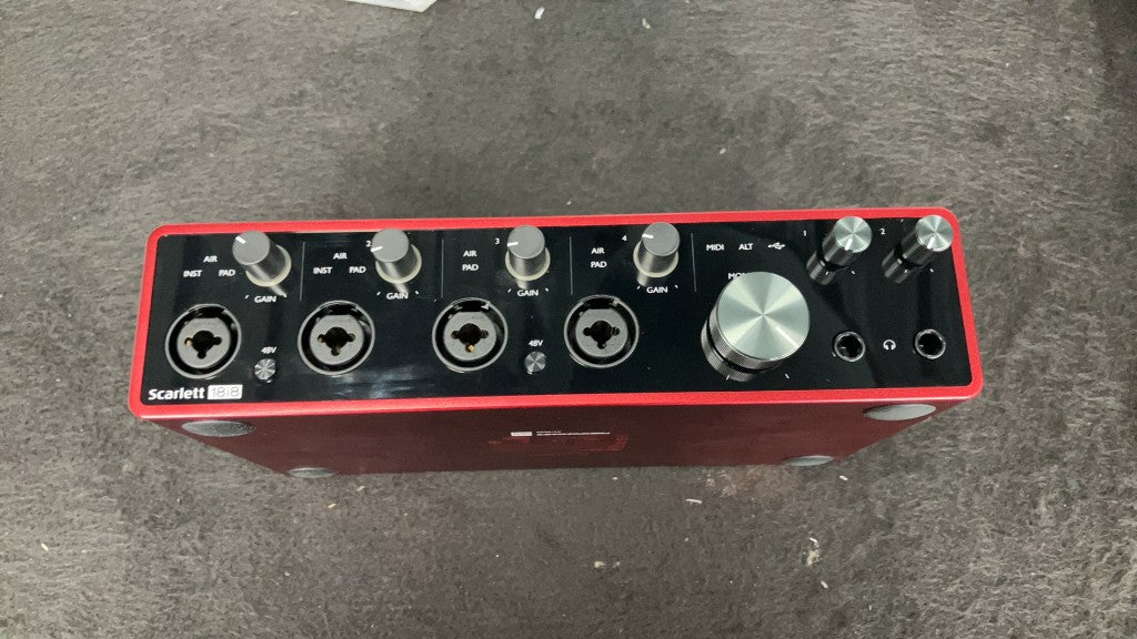 Scarlett 18I8 G3 - Stock B