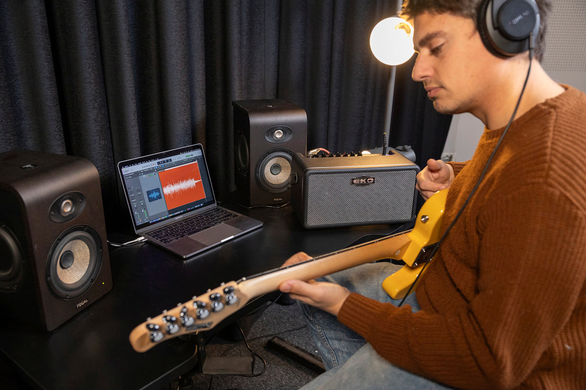 BAIO Amp 25 - kompakter Modeling-Verstärker + Effekte + Schlagzeug + Bluetooth