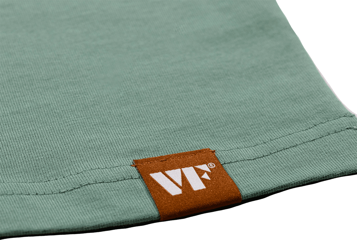 "L" T-shirt Sage Woodgrain