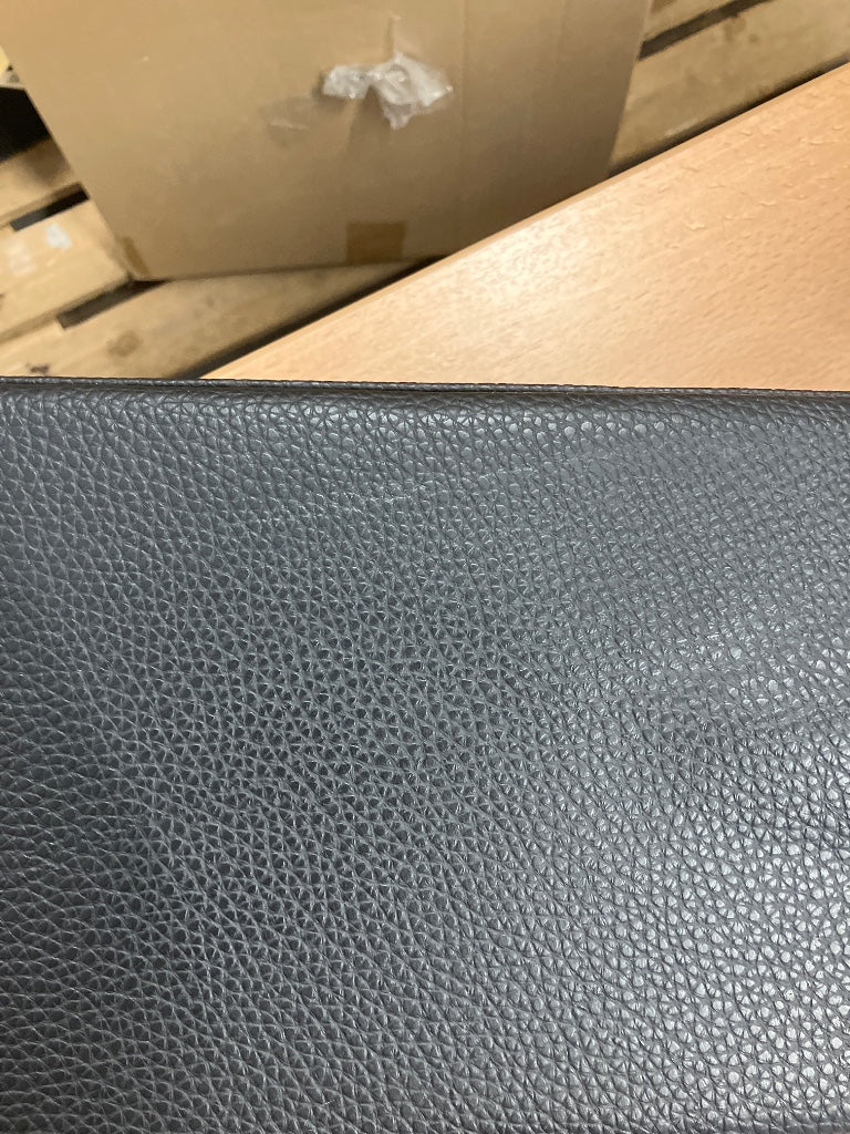 100ARK Arkane-Etui - B-Stock