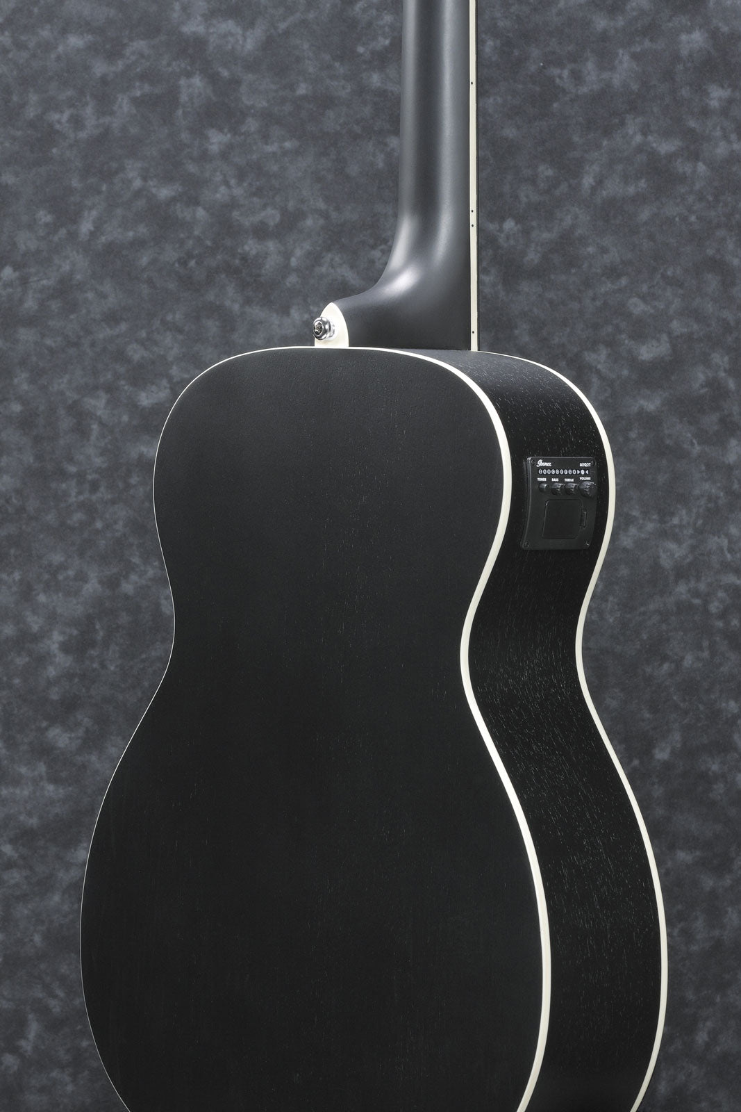 PCBE14MH-WK Gealtertes Schwarz
