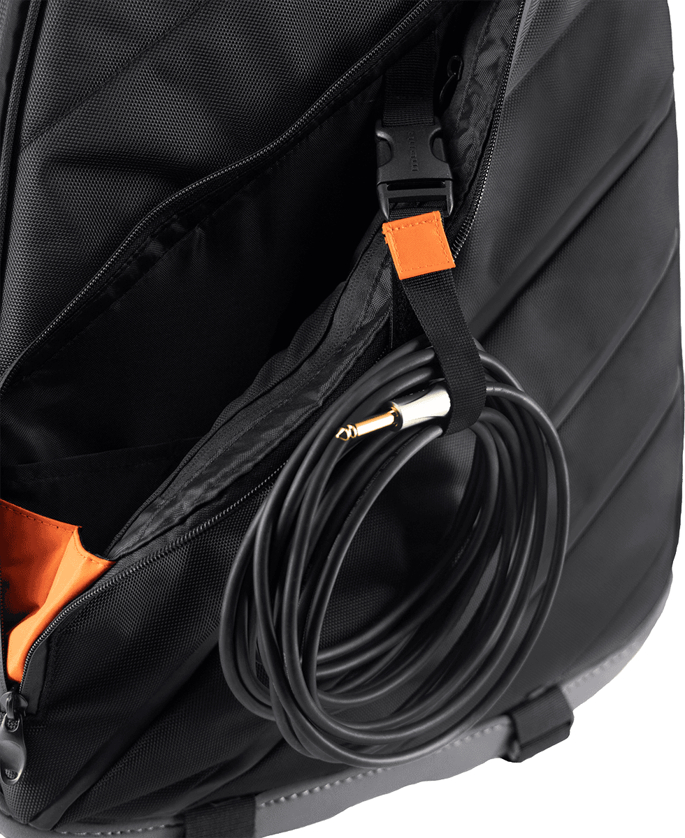 E-Gitarren-Gigbag - M80 Vertigo Ultra Schwarz (Rollen)