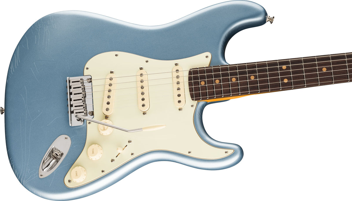 Stratocaster '60s American Ultra Luxe Vintage SSS RW Eisblau Metallic
