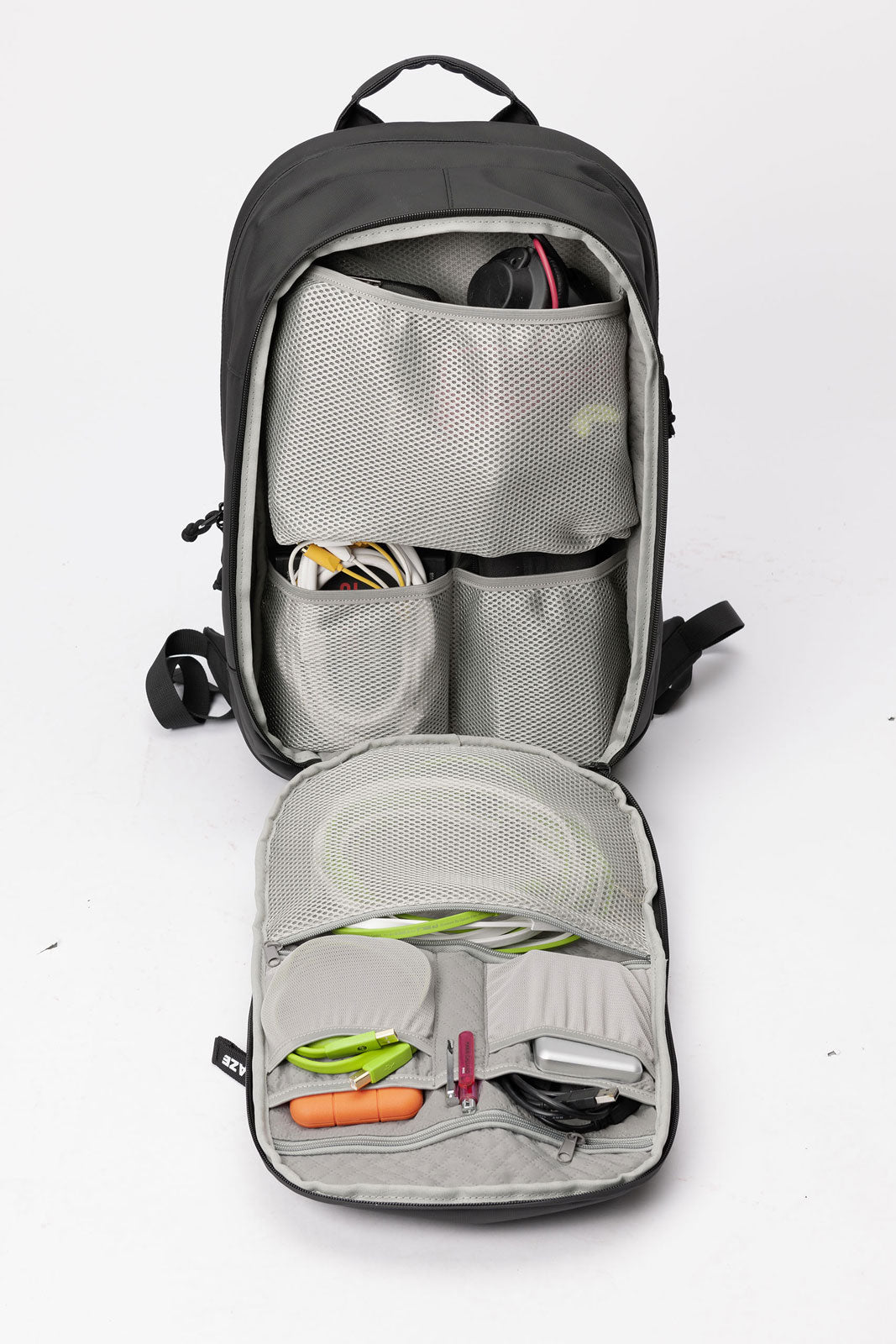 Solid Blaze Pack 80 Black/Grey