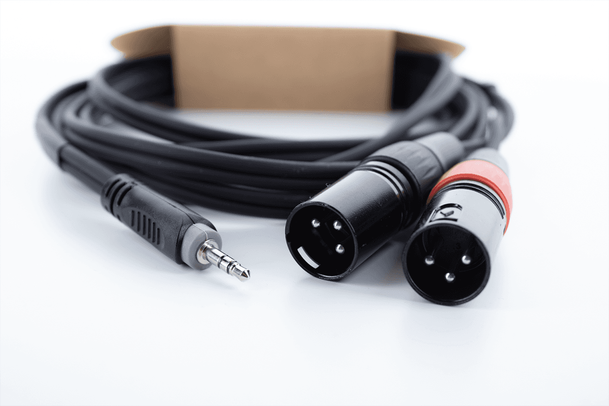 Câble Y Bretelle Mini-jack Stéréo / 2 XLR Mâle 1 M