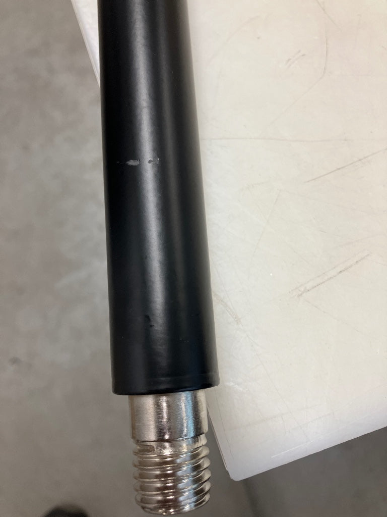 A/988 Pied - B Stock