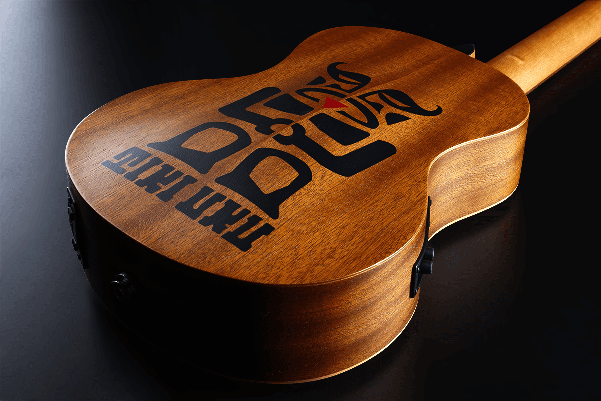 Tiki TKU150TE Ukulele Tenore Slim Arched Back