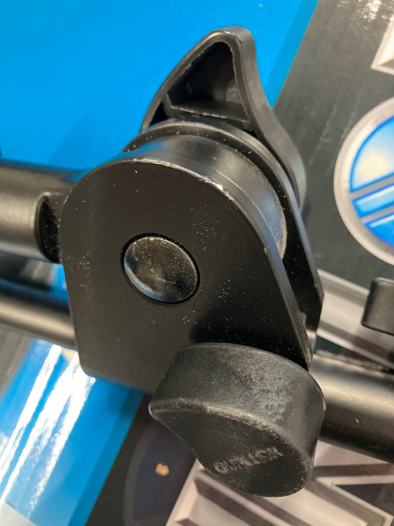 A514 Supporto nero - Stock B
