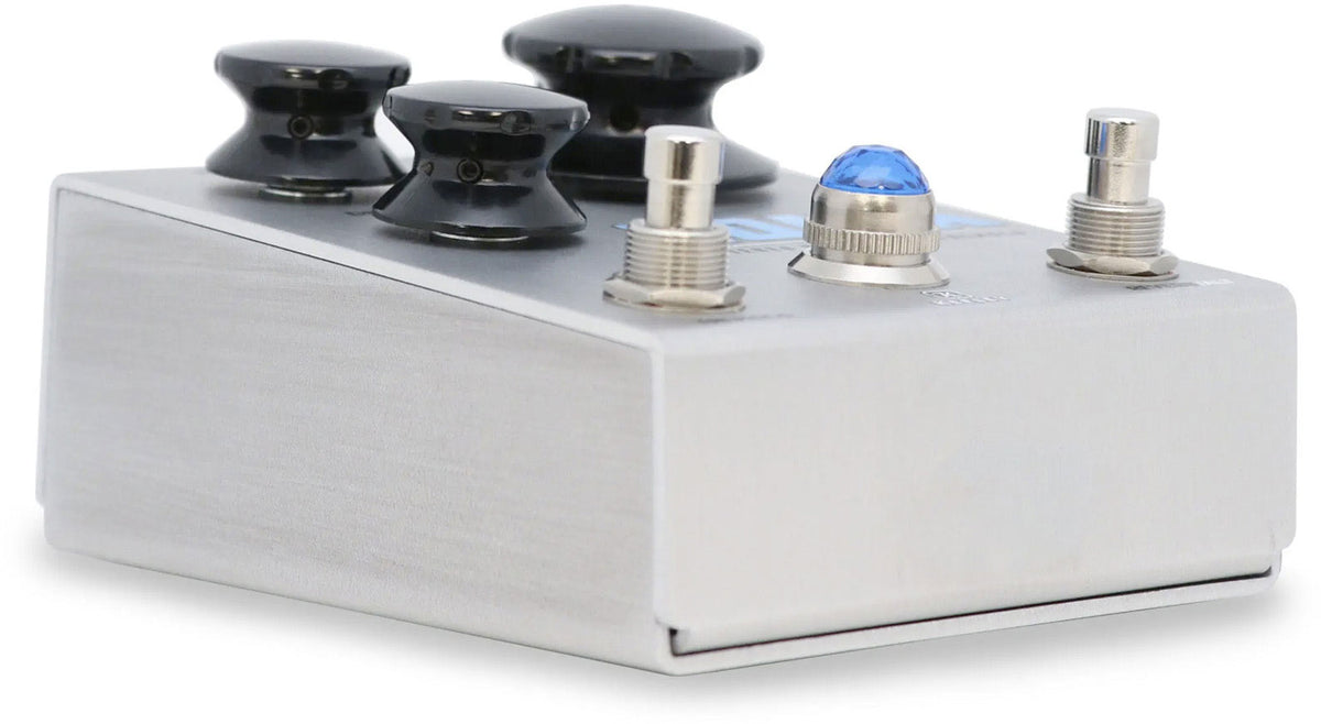 Zoma Stereo Reverb Tremolo