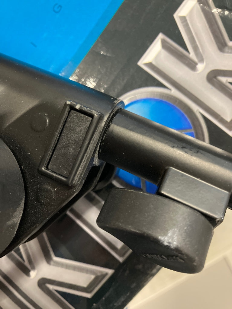 A514 Supporto nero - Stock B