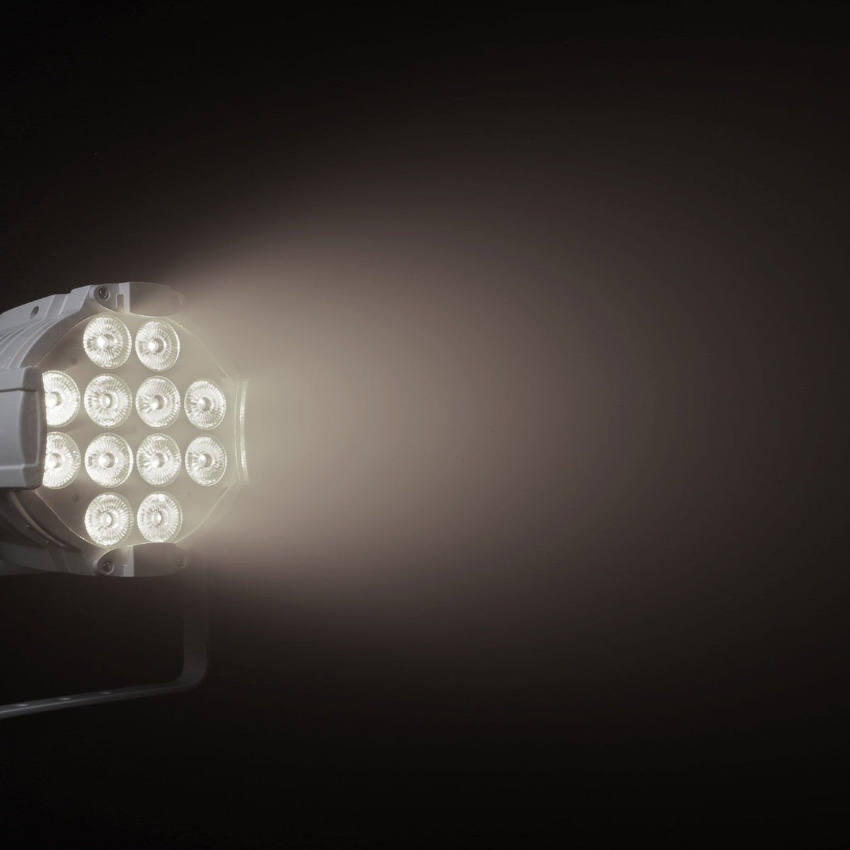 P ST DTW - STUDIO PAR 12 X 10 W TRI-LED CON LUCE BIANCA VARIABILE E CONTROLLO DIM-TO-WARM
